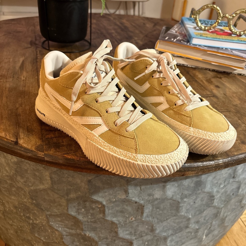 Brandblack sneakers model 2125